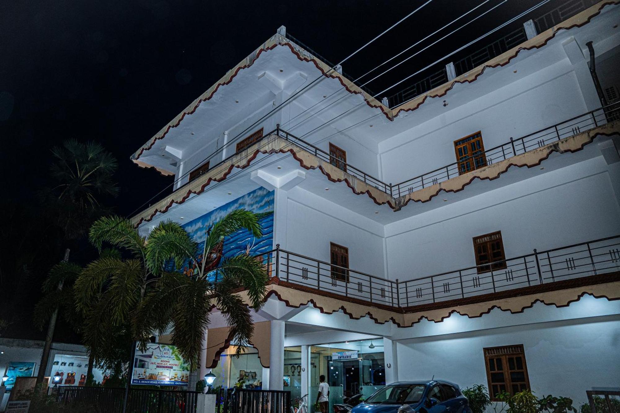 Theevanni Resort ตรินโคมาลี ภายนอก รูปภาพ