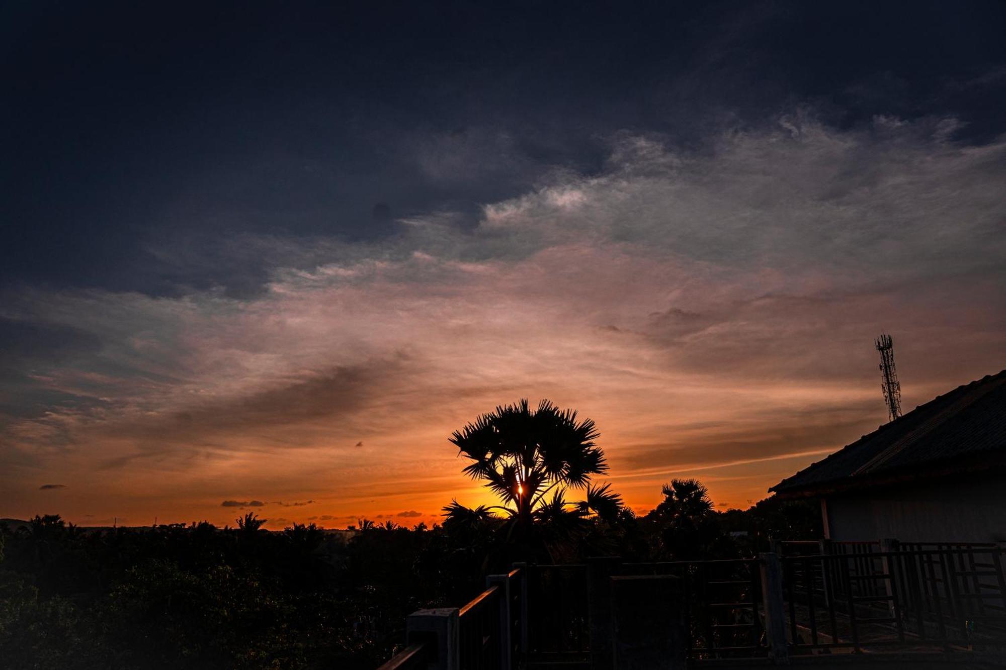 Theevanni Resort ตรินโคมาลี ภายนอก รูปภาพ