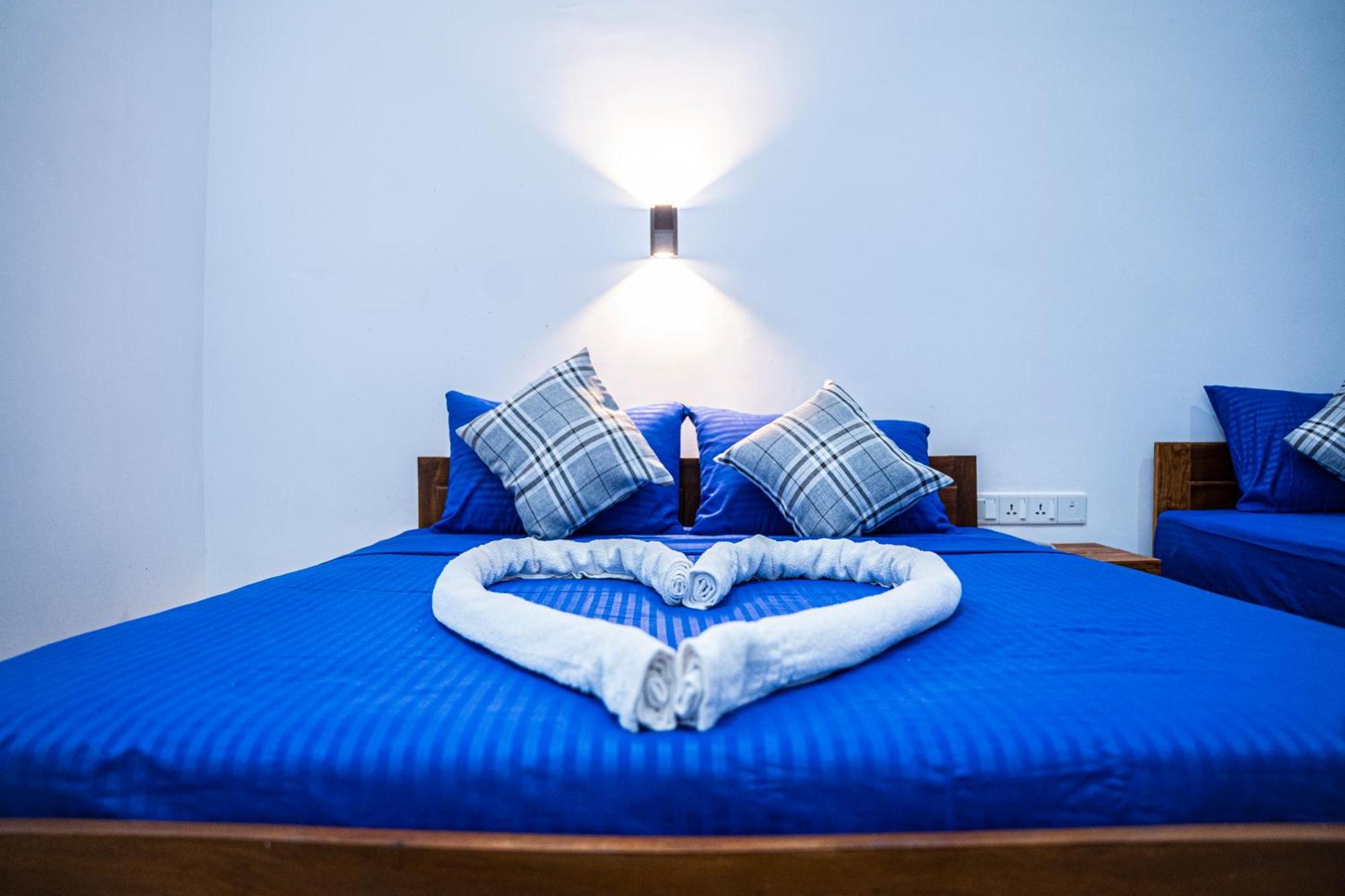 Theevanni Resort ตรินโคมาลี ภายนอก รูปภาพ
